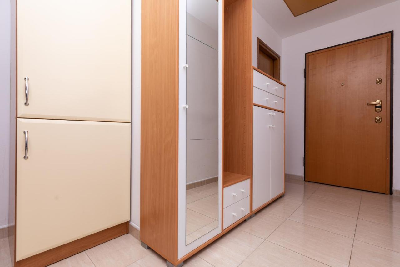 Apartman Monika Оміш Екстер'єр фото
