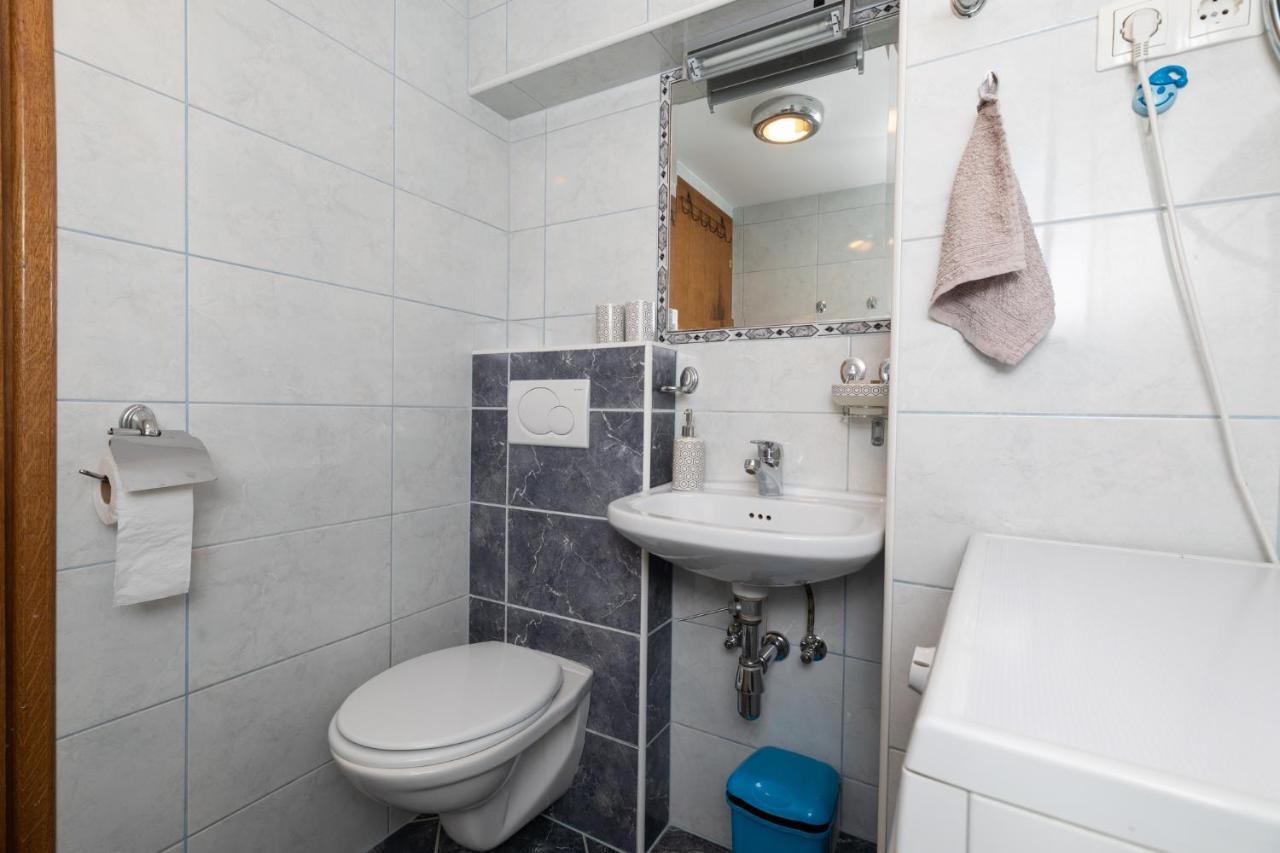 Apartman Monika Оміш Екстер'єр фото