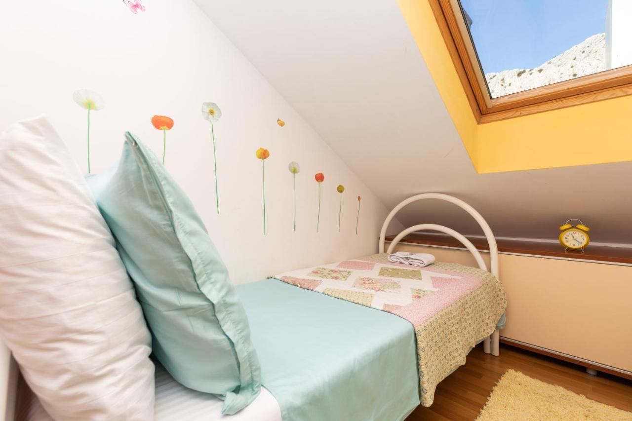 Apartman Monika Оміш Екстер'єр фото